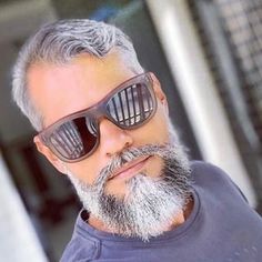 Grey Hair Beard, Beard Styles Bald, Beard Images, Barber Haircuts, Silver Foxes, Black Beards