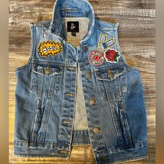 Art Class Kids Denim Vest With Patches Never Worn, Nwot Vest With Patches, Class Shirts, Class Shirt, Kids Art Class, Kids Denim, Top Art, Diy Baby, Art Class, Denim Vest