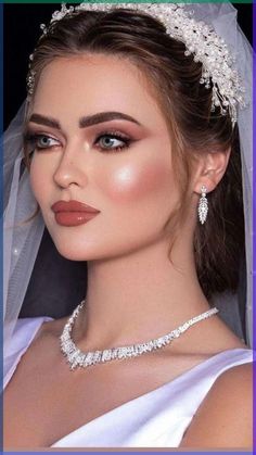 Classic Wedding Makeup, Vintage Bridal Makeup, Makeup Bold, Gorgeous Eye Makeup, Halloween Makeup Tutorial Easy, Gorgeous Wedding Makeup, Wedding Makeup Tutorial, Bridal Eye Makeup, Bold Makeup Looks