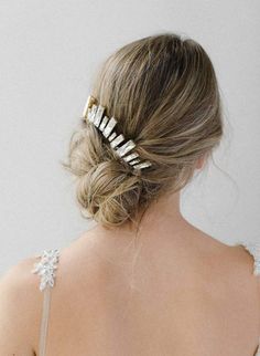 Bridal modern crystal hair comb, headpiece - Crystal skyline bridal comb - Style #2024 | Twigs & Honey ®, LLC Art Deco Wedding Hairstyles, Art Deco Wedding Hair, Art Deco Bridal Hair, Crystal Bridal Headpiece, Bridal Hair Combs Pearl, Bridal Hair Pin, Crystal Hair Comb, Bridal Accessories Jewelry, Crystal Headpiece