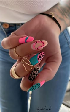 Short Almond Shaped Nails, Nail Design Glitter, Bling Nails, Summer Nail, Dope Nails, Long Acrylic Nails, Nails Designs, Love Nails