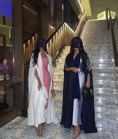 Emirati Abaya Style, Birthday Abaya Outfit, Arab Outfit Ideas, Arabic Clothing Women, Arabic Outfits For Women, Dubai Bling Outfits, Emirati Aesthetic, Khaleeji Girl Aesthetic, Formal Clothes Women