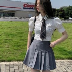 Double Breasted Vest, Korean Casual Outfits, Korean Fashion Dress, Seductive Clothes, Uniform Fashion, School Fashion, Korean Outfits