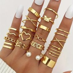 57-Piece Golden Jewelry Set - Luxurious Necklaces, Rings, Earrings & Bracelets - Elegant & Delicate Design - Perfect Gift for Her Waist Jewelry, Hollow Ring, Elegante Y Chic, Chic Rings, Gold Color Ring, Outfit Chic, Boho Chic Jewelry, Knuckle Rings, Style Punk