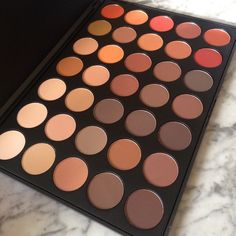 Morphe 350, Bobbi Brown Eyeshadow, Makeup Morphe, Makeup Nails Designs, Makeup Pallets, Matte Eyeshadow Palette, Makeup Accesories, Makeup For Black Skin, Eye Makeup Pictures