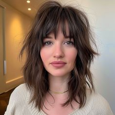 Flowy Mid Length Shag with Bangs Shaggy Hair For Fine Hair, Mid Shaggy Haircuts, Medium Length Womens Haircut, Womens Shag Mullet, Razor Cut Hairstyles Long, Long Shag Short Bangs, Medium Shag Straight Hair, No Bangs Shag, Shaggy Mid Length Hair With Bangs