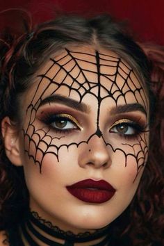 Simple Face Makeup For Halloween, Spider Makeup Halloween, Halloween Glam Makeup, Spider Web Makeup, 2024 Makeup, Maquillage Halloween Simple, Beautiful Halloween Makeup, Spider Makeup, Halloween Makeup Witch