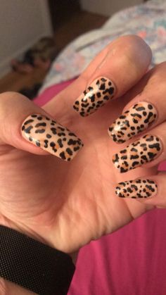 Uñas Y2k, J Nails, Cheetah Nail Designs, Cheetah Nails, Leopard Print Nails, Gem Nails