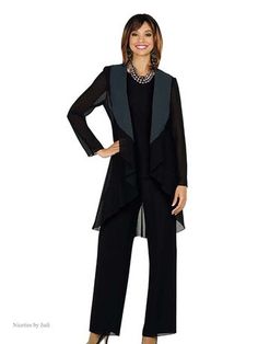 ¿Qué te parece? Mother Of The Groom Suits, Evening Pant Suits, Dressy Pant Suits, Womens Evening Gowns, Suit With Jacket, Mother Of The Bride Suits, Wedding Pantsuit, Wedding Pants, Bride Suit