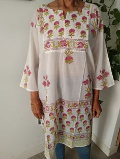 Cotton tunic Free Size Cotton Kurta, Free Size Cotton Tunic, Cotton Straight Kurta Kaftan For Summer, Cotton Kaftan Straight Kurta For Summer, Cotton Split Neck Dress For Vacation, Cotton Free Size Kaftan, Summer Straight Kurta Top With Block Print, Spring White Blouse With Block Print, Beachwear Cotton Blouse