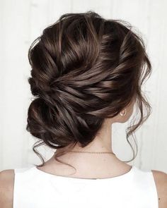 Bridal Make Up Simple, Piecey Updo Wedding, Wedding Hair Dark Brown, Asian Updo, Sideswept Wedding Hair, Side Braid Wedding, Sanggul Modern, Low Updo, Wedding Hairstyles Medium Length