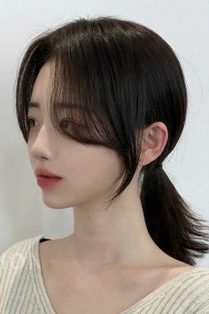 Korean Side Bangs, Korean Long Hair, Side Bangs Hairstyles, Bangs For Round Face