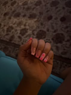 Yk2 Nails Pink, Yk2 Aesthetic Nails, Pink Star Nails Y2k, August Nails Ideas Square, Yk2 Nails Aesthetic, Short Short Nail Designs, Y2k Summer Nails, Simple Short Square Nails, Back To School Nails Square