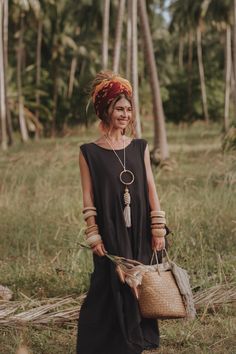 Van Hippie, Pocket Maxi Dress, Dress With Pleats, Womens Long Dresses, Long Linen Dress, Boho Outfit, Mode Boho, Big Pockets, Maxi Robes