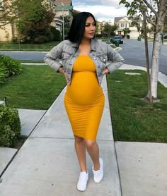 Follow ✨. @trυυвeaυтyѕ for more ρoρρin pins��‼️ Elegant Pregnancy Outfits, Family Future, Pregnancy Goals