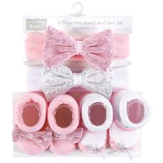 Hudson Baby socks and headband sets are the perfect accessory sets for your little one. Our sets include coordinating headbands and socks so your baby is looking fashionable from head to toe. Our headbands and socks are great for dressing up or everyday wear. Our sets makes a terrific baby shower gift. Target Baby, Infant Girl, Hudson Baby, Fancy Bags, New Baby Girls, Baby Socks, Baby Things