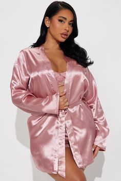 Available In Black And Blush. PJ Robe Set Long Sleeve Robe Tie Waist Bralette Top Adjustable Straps Matching Shorts Elastic Waistband Lace Trim Non Stretch Final Sale 100% Polyester Imported | Slumber Party Satin PJ Robe Set in Blush Pink size 3X by Fashion Nova Galentines Pajama Party, Hot Pjs, Pj Robe, Adult Slumber Party, Night Clothes, Pj Party, Stephanie Rao, Gal Gadot Wonder Woman, Satin Pajama