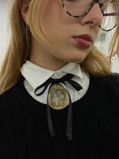 How To Accessorize, 90s Choker, Vintage Choker, Style Savvy, Funky Jewelry, A Black, Pretty Outfits, Fashion Inspo Outfits, Choker