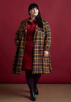 Plus Size Peacoat, Plus Size Vintage Clothing, Fit And Flare Coat, Designer Plus Size Clothing, Plaid Trench Coat, Teacher Outfits Fall, Outfits 70s, Statement Outfit, 70s Outfits