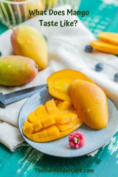 a plate with cut mango along with cloth napkin and additional full mangos Fruit Paradise, Stain Clothes, Mango Smoothie Recipes, Christmas Ham, Mango Chutney, Mango Fruit, Mango Coconut, Mango Smoothie, Chutney