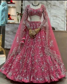 Reception Dress Indian, Fashion Outfits Y2k, Black Women Outfit Ideas, Outfits 2023 Trends, 2023 Trends Fashion, Outfit Ideas Layout, Indian Wedding Reception Outfits, Outfit Ideas Black Women, Outfits Latina