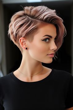 World of 60 Edgy short pixie cuts Short Asymmetrical Haircut, Short Pixie Cuts, Angled Bob Haircuts, Asymmetrical Haircut, Chic Short Hair, Short Silver Hair, Short Haircut Styles, Short Hair Pixie Cuts