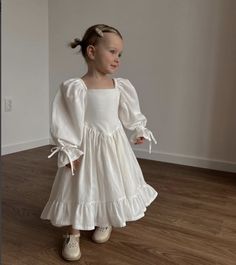 Kids Clothes Ideas, Dresses For Toddlers, Kid Dresses, Rapunzel Dress, Children's Dresses, Children Dress, Special Dress, Girls White Dress, Beautiful Silhouette