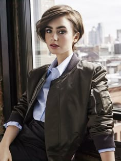 Мои закладки Lily Collins Short Hair, Lily Collins Hair, Ideas Haircut, Hot Haircuts, Fresh Haircut, Haircut Straight, Long Pixie, Lily Collins, Grunge Hair