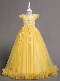 Silhouette:a-line Hemline:floor length Neckline:scoop Fabric:tulle Shown Color:yellow Sleeve Style:sleeveless Back Style:zipper up Embellishment:appliques Burgundy Flower Girl Dress, Aesthetic Princess, Pageant Evening Gowns, Girls Yellow Dress, Crown Aesthetic, Dresses With Lace, Tulle Flower Girl Dress, Princess Dress Kids, Full Tulle Skirt