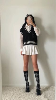 Pretty Preppy Outfits, Classy Preppy Outfits, Modern Outfits, Girly Outfits, Korean Outfits, Preppy Outfits, Teen Fashion Outfits, School Outfit, Ootd Fashion