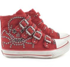 Best Sneakers For Women, Scene Shoes, Morton's Neuroma, Red High Tops, Ash Shoes, Scene Outfits, Estilo Punk, Sneakers For Women, Emo Fashion