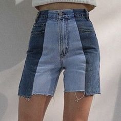 Återvinna Jeans, Denim Diy Clothes, Short Cargo, Black Wardrobe, Diy Shorts, Patchwork Shorts, Denim Ideas, Diy Clothes Life Hacks, Upcycle Jeans