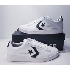 2020 Release Color: White/ Black Styke Code: 167237c Men's 10/ Wmns 11.5/ Uk 9/ Eur 44 New Without Box 100% Authentic. Never Worn Fast Shipping. Converse Pro Leather, Shoes Converse, Converse White, Converse Shoes, Ox, Black Color, White Black, Men's Shoes, White And Black