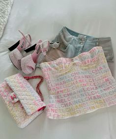 Chanel Summer, European Princess, Stylish Fall Outfits, Cute Skirt Outfits, 2000s Outfits, Outfit Layout, Swag Outfits For Girls, Streetwear Fashion Women, Cute Swag Outfits