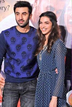 Deepika Padukone & Ranbir Kapoor Ranbir Kapoor And Deepika Padukone, Deepika Ranbir, Ranbir Deepika, Deepika Padukone Style, Punjabi Outfits, Bollywood Couples, Vintage Bollywood, Best Photo Poses