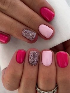 Sns Nails Colors, Pink Gel Nails, Cute Gel Nails, Dipped Nails, Fancy Nails, Short Acrylic Nails, Valentine's Day Nails, Nail Polishes