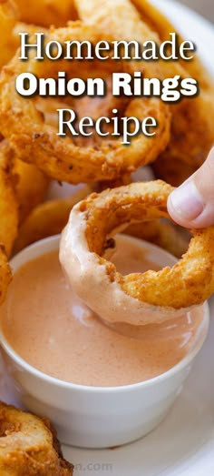 With their crispy golden outside and soft, sweet interior, these homemade onion rings are impossible to resist. Serve with your favorite dipping sauce like the Awesome Blossom Sauce in the notes below. Onion Ring Batter, Beer Battered Onion Rings, Deep Fried Recipes, Food Lab