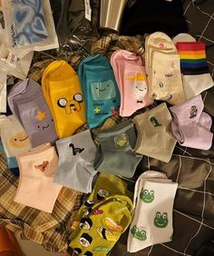 Girly Accessories, Herschel Heritage Backpack, Just Girl Things, Cool Socks, Things To Buy, Girly Things, Cool Things To Buy