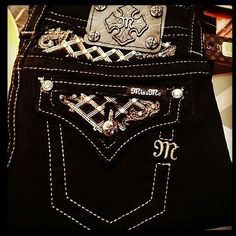 So cute! Mcbling Fashion, Buckle Jeans, Country Girl Style, Boating Outfit, Outfit Jeans