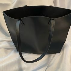 Black Macy’s Tote Bag. Steve Madden Bwilde Flat Tote, Black Square Bags For Errands, Elegant Black Rectangular Bucket Bag, Black Bucket Bag With Large Capacity, Trendy Black Bag With Removable Pouch, Black Large Capacity Bucket Bag, Casual Black Bags With Double Handle, Black Bag With Adjustable Strap For Errands, Black Square Bag With Removable Pouch