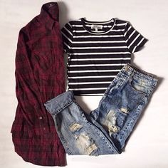 Fitted black & white stripes crop top , ripped boyfriend jeans , red & black flannel. follow me for great fashion pins! Look Grunge, Red And Black Flannel, Pieces Of Clothing, Ripped Boyfriend Jeans, Chique Outfits, Hipster Style, Pastel Outfit, Hipster Outfits, Outfit Trends