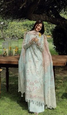 Eid Outfit Ideas, Desi Dress, Pakistani Fashion Casual, Desi Fashion Casual, Pakistani Dresses Casual, Traditional Indian Outfits