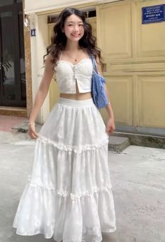 Summer Flowy Skirt Outfits, Summer Clothes Coquette, Summer Fairy Core Outfits, Delicate Outfits Aesthetic, Cute Skirt And Top Outfits, White Beach Dress Summer Casual, Garden Picnic Outfit, Christmas Coquette Outfit, Modest Girly Outfits Casual