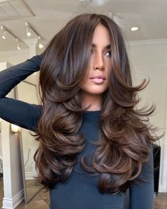 The Expensive Old Money Brunette (Gallery) | Rich Brunette Hair Color Trend 2024 | Expensive Brown Hair Aesthetic Inspo | Light brown hair | dark brown hair Layered Thick Hair, Haircuts For Long Hair With Layers, Hairstyles For Layered Hair, Long Layered Haircuts, Long Layered Hair, Haircuts For Long Hair, American Beauty, Long Hair Cuts, Layered Haircuts