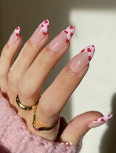 Simple Valentine’s Day Nails, V Day Nails, Year Nails, Nails Valentine, Nails Round, Nails Valentines, Valentine Nails, Almond Nails Designs, Easy Nails