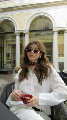 Day Brunch Outfit, Downtown Outfits, Nashville Outfits, Scarf Outfit, Mode Abaya, Casual Day Outfits, Cowgirl Outfits, Fashion Mistakes, Looks Chic