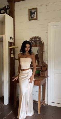 Tuscan Dress, Dinner Attire, Mode Zara, Couple Session, Neue Outfits, Formal Dinner, Looks Street Style, Fit Ideas, Dinner Outfits