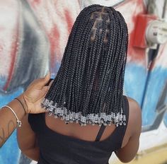 Knotless Bob Braids, Knotless Bob, Nigerian Braids, Braids And Beads, Short Box Braids Hairstyles, Braided Hairstyles For Black Women Cornrows, Big Box Braids Hairstyles, Bob Braids, African Hair Braiding Styles