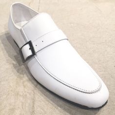 Brand New In Box Nwb Fiesso Encore Genuine Leather White Shoe Fi3225 Color: White Formal Wedding Shoes With Fitted Slip-on Design, Fitted White Leather Dress Shoes, White Dress Shoes With Round Toe, Wedding Dress Shoes With Pointed Toe For Spring, Wedding Dress Shoes For Spring With Pointed Toe, White Leather Dress Shoes For Semi-formal Events, White Leather Dress Shoes For Semi-formal Occasions, Classic Fitted Dress Shoes For Groom, White Pointed Toe Dress Shoes For Formal Occasions