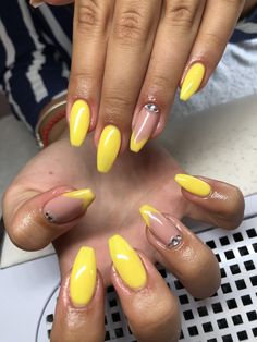 Summer Nails Colors Designs, Nice Nails, Colorful Nail Designs, Summer Nails Colors, Yellow Nails, Pinterest Blog, Photo Search, Black Natural Hairstyles, Winter Hairstyles